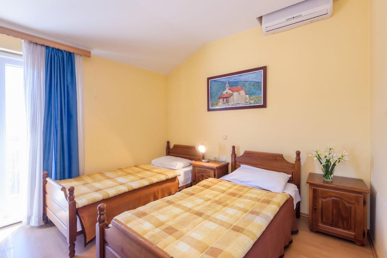 Djudja I Mate Bed & Breakfast Vid Exterior foto