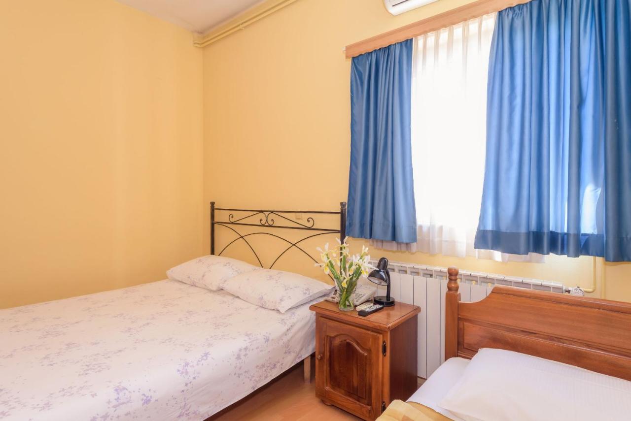Djudja I Mate Bed & Breakfast Vid Exterior foto